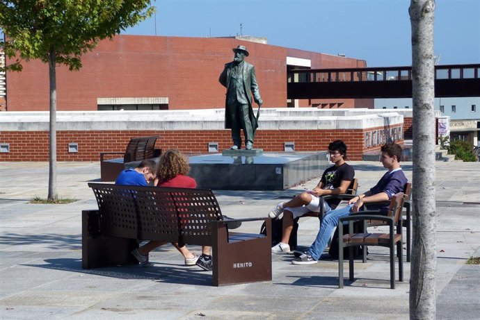 Nota Uc Convocatoria Premio Empresarial Fltq