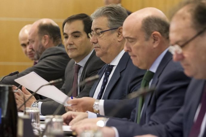 Zoido en la reunió del Pacte Antiyihadista