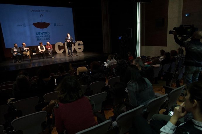O Conselleiro De Cultura, Educación E Ordenación Universitaria, Román Rodríguez,