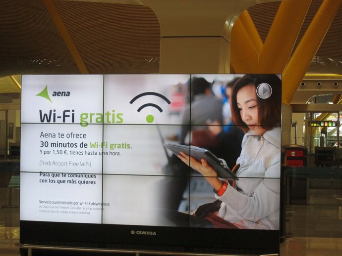 Cartell publicitari de l'antic servei WiFi d'Aena