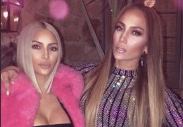 Kim Kardashian y Jennifer López