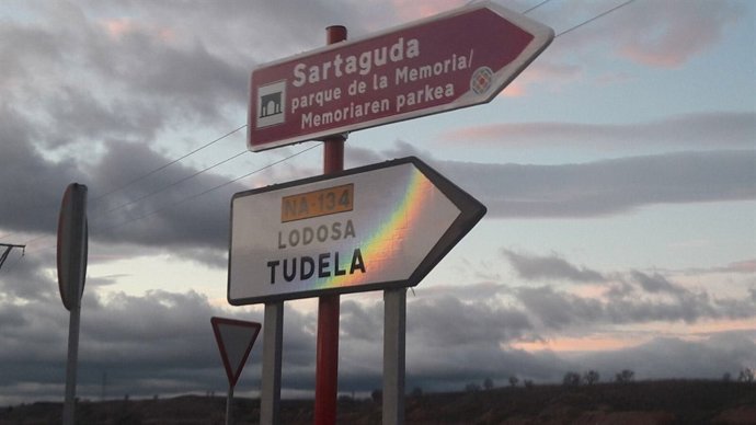 Nueva señalización del Parque de la Memoria de Sartaguda