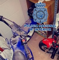 Detienen a cuatro jóvenes por robar varios vehículos en una nave industrial en Tenerife
