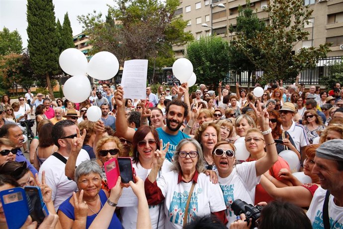 Jesús Candel, Spiriman, presenta queja en la Delegación de Salud