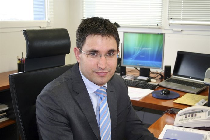JULIAN RODRIGUEZ GUERRERO, DIRECTOR DEL AEROPUERTO DE MELILLA
