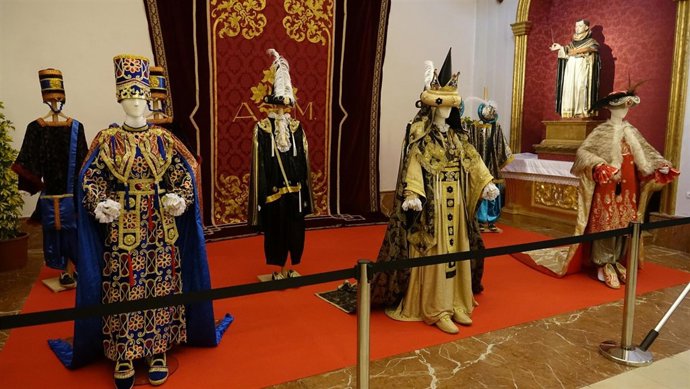 Reyes Magos málaga vestuario cabalgata 2018