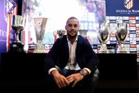 Mario Suárez: "El Atlético peleará la Europa League y la Copa del Rey"