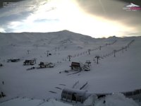 Sierra Nevada sigue recuperando superficie esquiable tras la borrasca