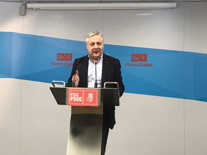 El eurodiputado del PSOE José Blanco en una rueda de prensa