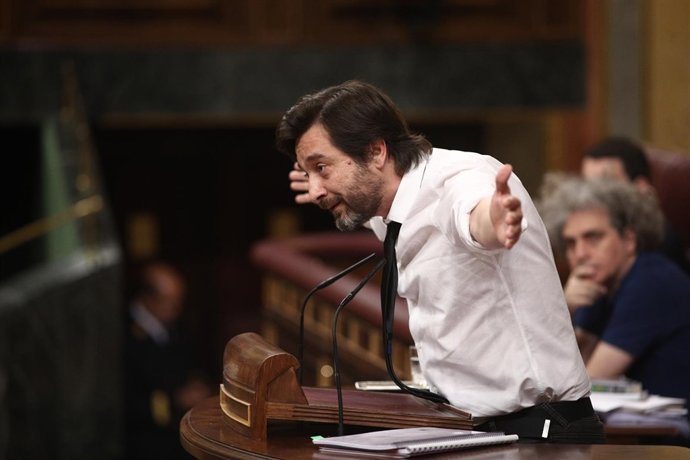 Rafael Mayoral en el pleno en el Congreso