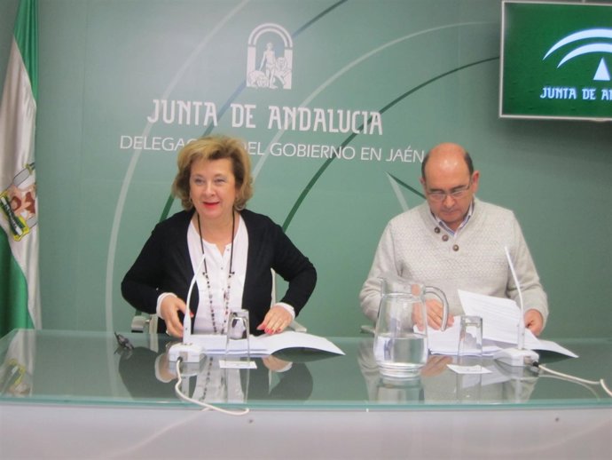 Teresa Vega y Antonio Resola                