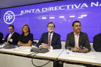 El PP acelerará la designación de candidatos a municipales y activará el partido para frenar el avance de Ciudadanos
