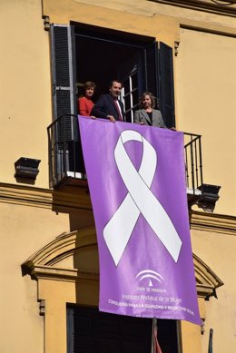 Violencia de género junta de andalucía mujeres gobierno andaluz atendidas