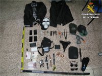 Dos detenidos por robar objetos electrónicos, joyas y lotería en casas de Alicante, Madrid, Albacete y Murcia