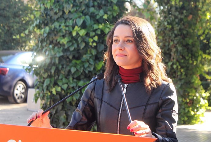  Inés Arrimadas en roda de premsa