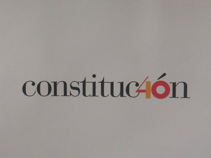 Logotipo del 40 aniversario de la Constitución