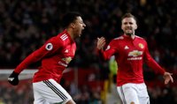 El United recupera el pulso y el Liverpool se salva en el 94'
