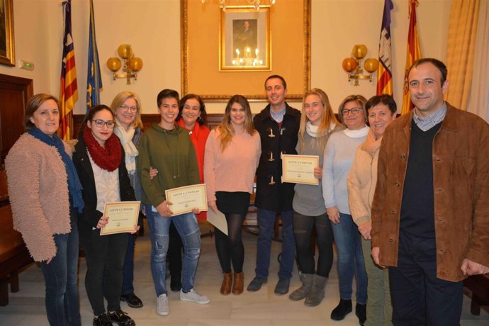 Entrega de becas movilidad en Santanyí