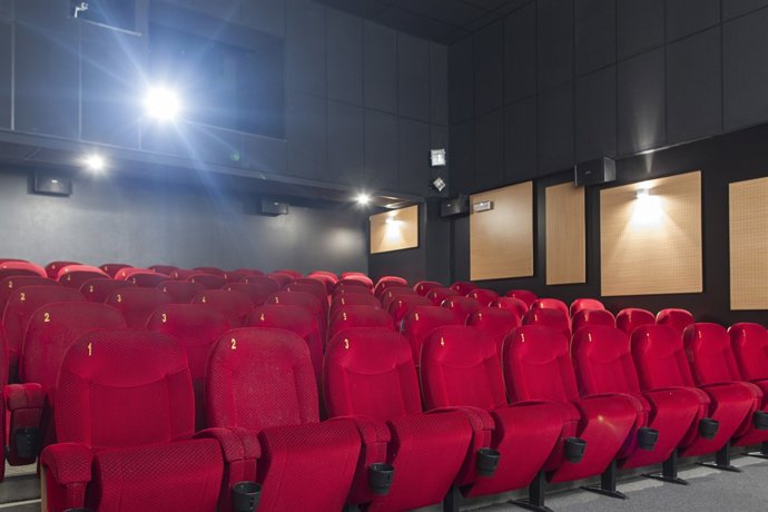 Cine, butaca, butacas, taquilla, entrada, entradas, película, películas