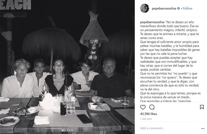 Pepe barroso junior novio de tini stoessel junto a sus padres y hermano