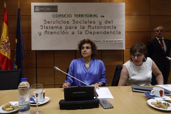 Dolors Montserrat preside el Consejo Territorial de Servicios Sociales