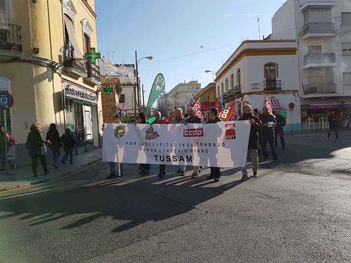 Protesta de los trabajadores de Tussam.