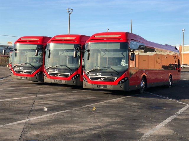 Llegan los cuatro primeros autobuses híbridos a Zaragoza Llegan los cuatro primeros autobuses híbridos a Zaragoza