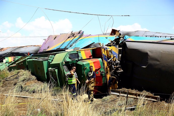 Accidente de tren en cerca de Kroonstad, Sudáfrica