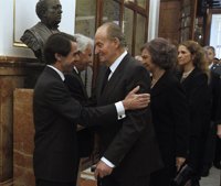 Aznar destaca la "eficacia" y la "firmeza" del Rey Juan Carlos en la defensa de la Constitución en su 80 cumpleaños