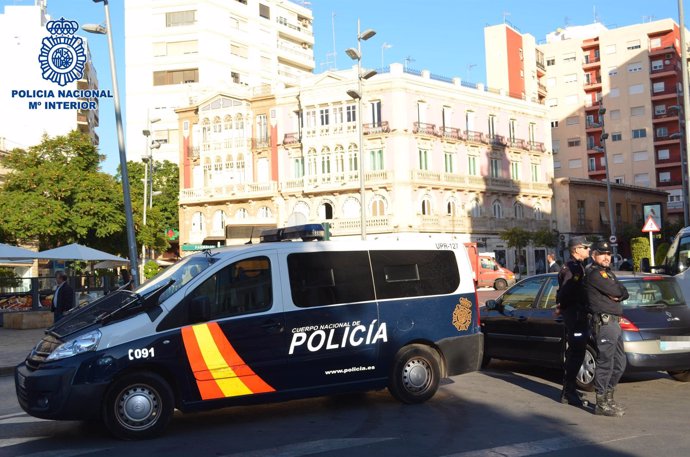Policía Nacional en el centro de Almería