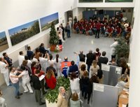 Un total de 35 músicos jóvenes tocan un concierto para pacientes y profesionales del Hospital de Montilla (Córdoba)