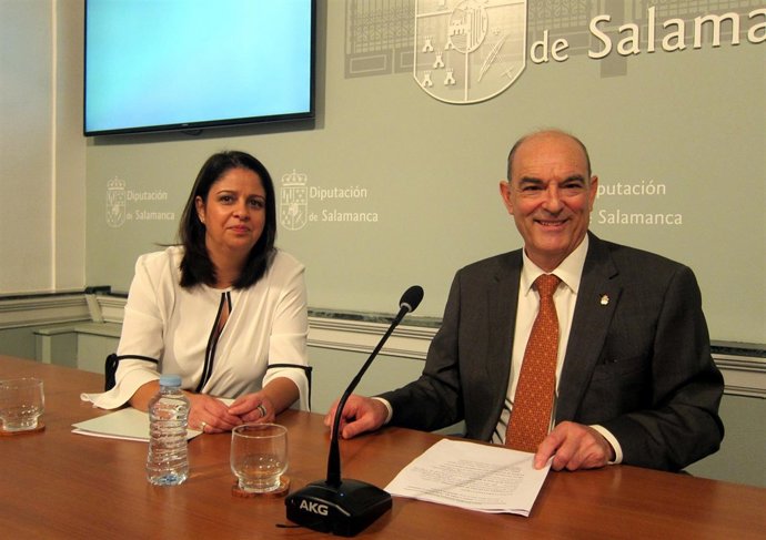    Elena Borrego Y Manuel Rufino García.                            