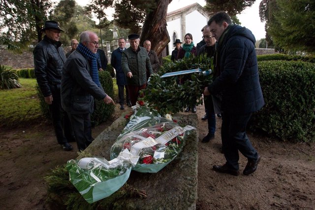 Ofrenda floral a Valle-Inclán en el 82 aniversario de su muerte