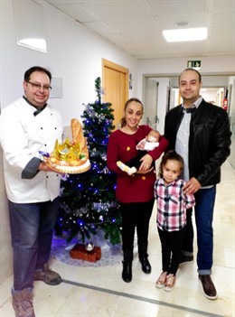 Roscón de Reyes para la familia del primer leridano del año
