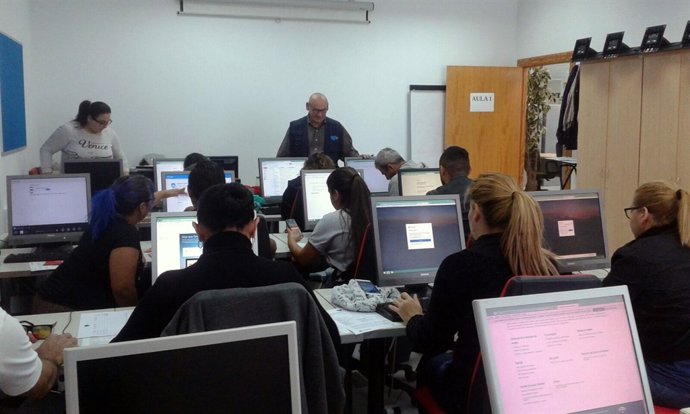 [L Comunicacion.Almeria.Dgob] Nota De Prensa Y Foto Jornada Acd Con Colectivo Pe