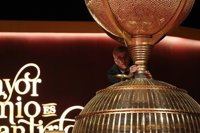 El segundo premio de 'El Niño', muy repartido, deja parte en Carlet (Valencia) y Benijófar (Alicante) con el 18.442