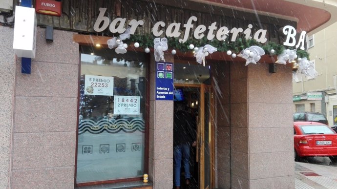 Burgos.- Bar Bárcena, donde se ha vendido el segundo premio