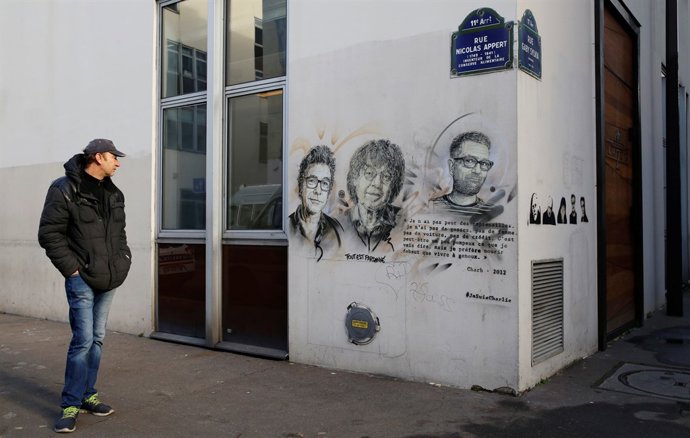 Angitua sede del semanario humorístico 'Charlie Hebdo'
