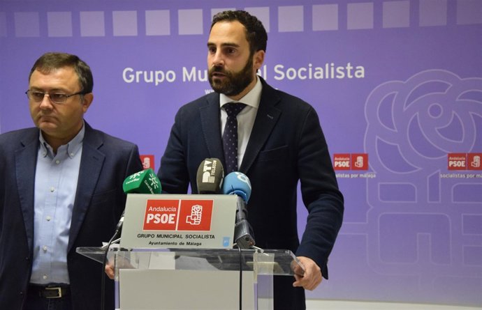 Daniel Perez y Miguel Angel Heredia sobre puente de la Azucarera