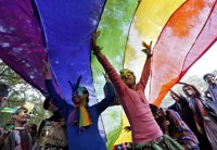 El Supremo de India revisará la ley que criminaliza las relaciones homosexuales