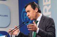 El PP recurrirá "lo que haya que recurrir" contra cualquier intento de investir a Puigdemont a distancia 