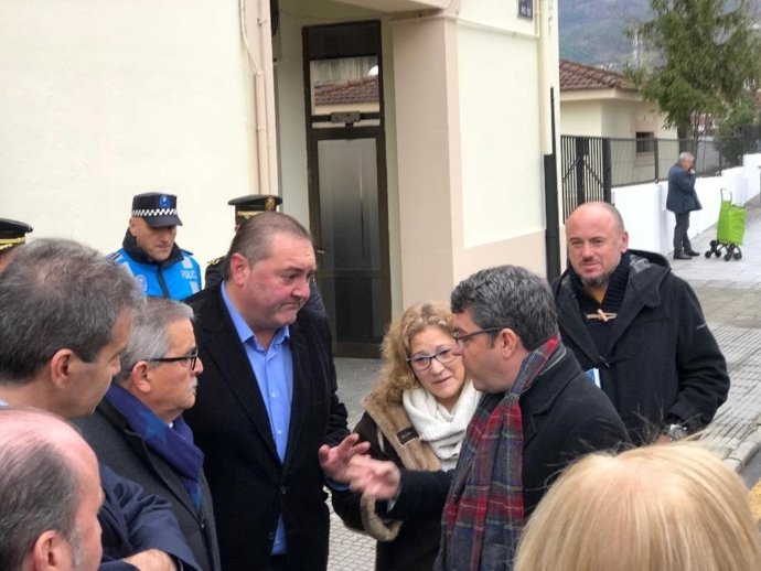 Ramón Argüelles con Álvaro Nadal en Mieres