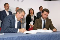 Gobierno canario y cabildos destinarán 256 millones para duplicar las plazas de atención a mayores y discapacitados