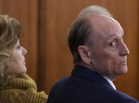 La acusación particular pide 14 años de cárcel y seis millones a Lopera por su gestión del Betis