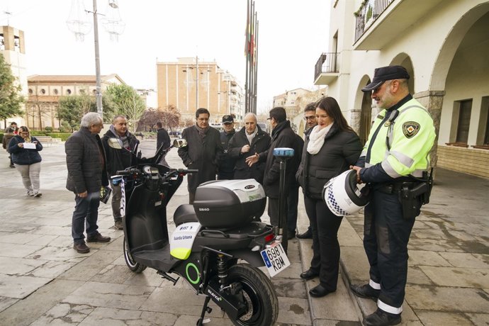 Una moto elèctrica de la Policia Local que ha rebut Barberà del Vallès