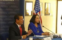 El Salvador buscará alternativas migratorias legales para evitar la deportación de sus compatriotas de EEUU