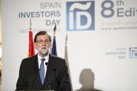 Rajoy espera que en Cataluña se forme "pronto" un Gobierno que acate la ley y se "normalice" la situación política"
