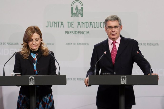 Marina Álvarez y Juan Carlos Blanco en rueda de prensa