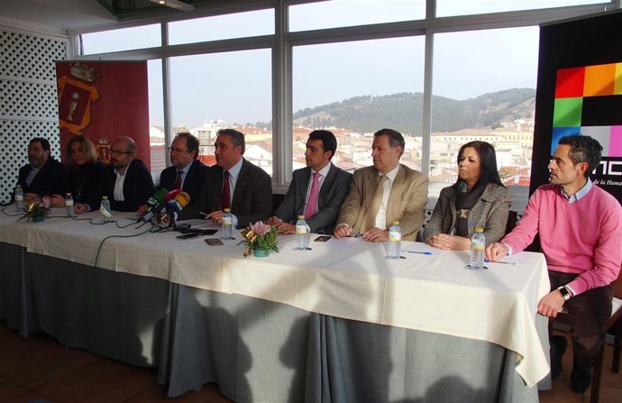 Nota Y Foto Encuentro Informativo Ángel Mariscal