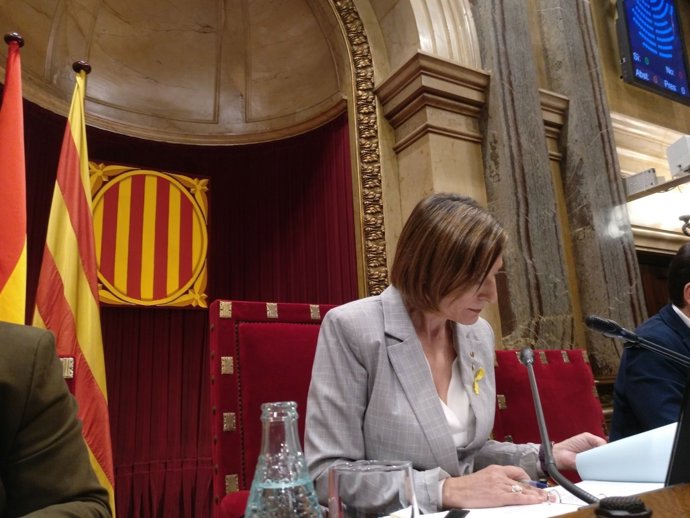 La presidenta del Parlament, Carme Forcadell, en el ple del Parlament